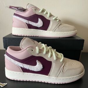 Nike Air Jordan 1 Low SE (GS) Sneakers FZ3928-200 Pink Foam Youth 6.5/Women’s 8